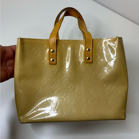 Pre Loved Louis Vuitton Monogram Vernis Reade PM - Picture 6 of 17